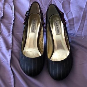 Steve Madden Pinstriped Pumps